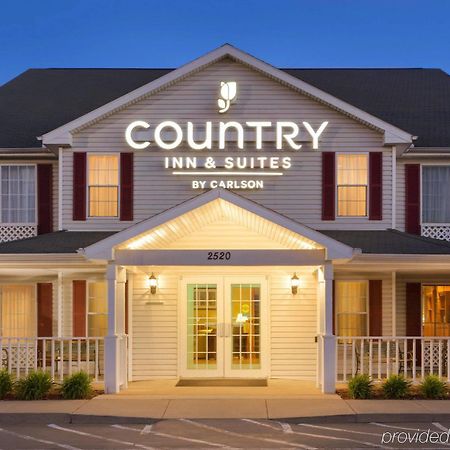 Country Inn & Suites By Radisson, Nevada, Mo ภายนอก รูปภาพ